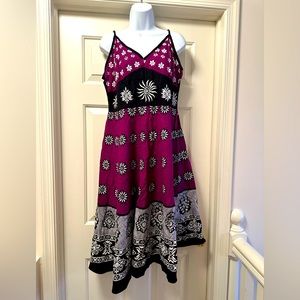 Adjustable spaghetti strap dress. Black, white, purple. Size 1x